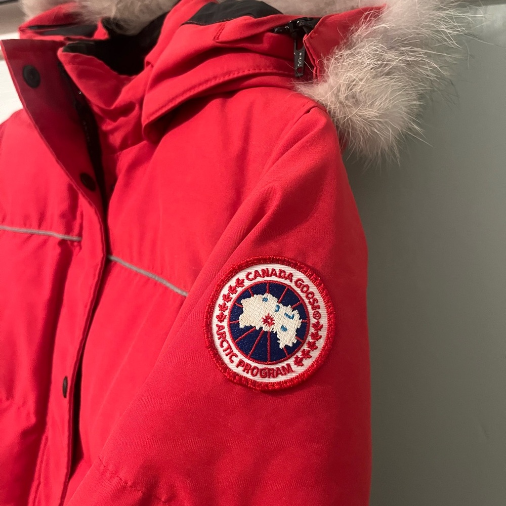 Canada Goose Juniper Parka - Picture 3 of 12